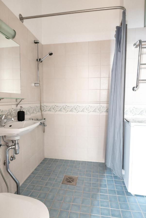 Poista 2Ndhomes Cozy And Compact 1Br Apartment In Kamppi Helsinki Bagian luar foto